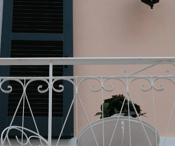 La Cantada - Renovated In Corfu Town